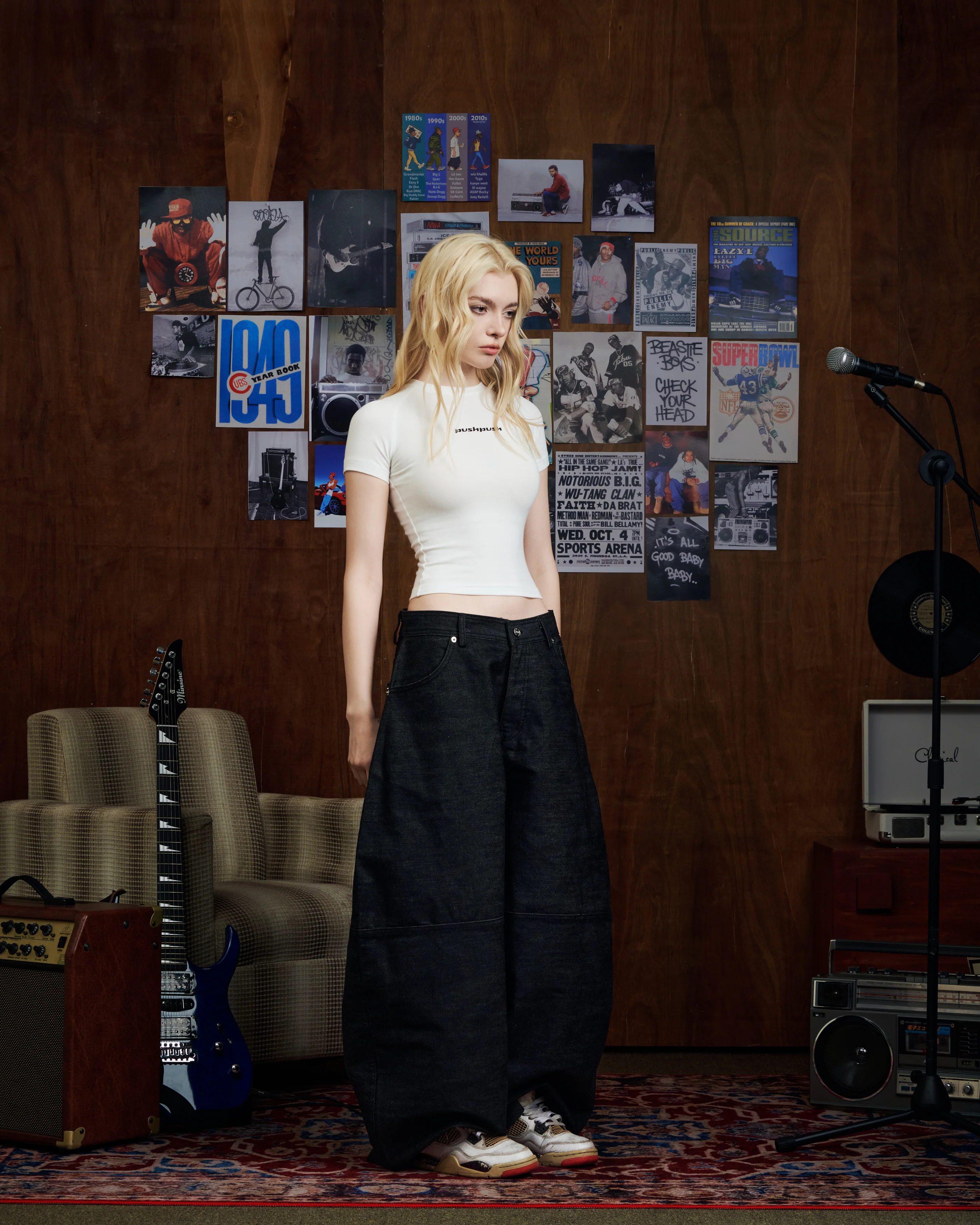 GIGI RAGLAN TEE - Image 12