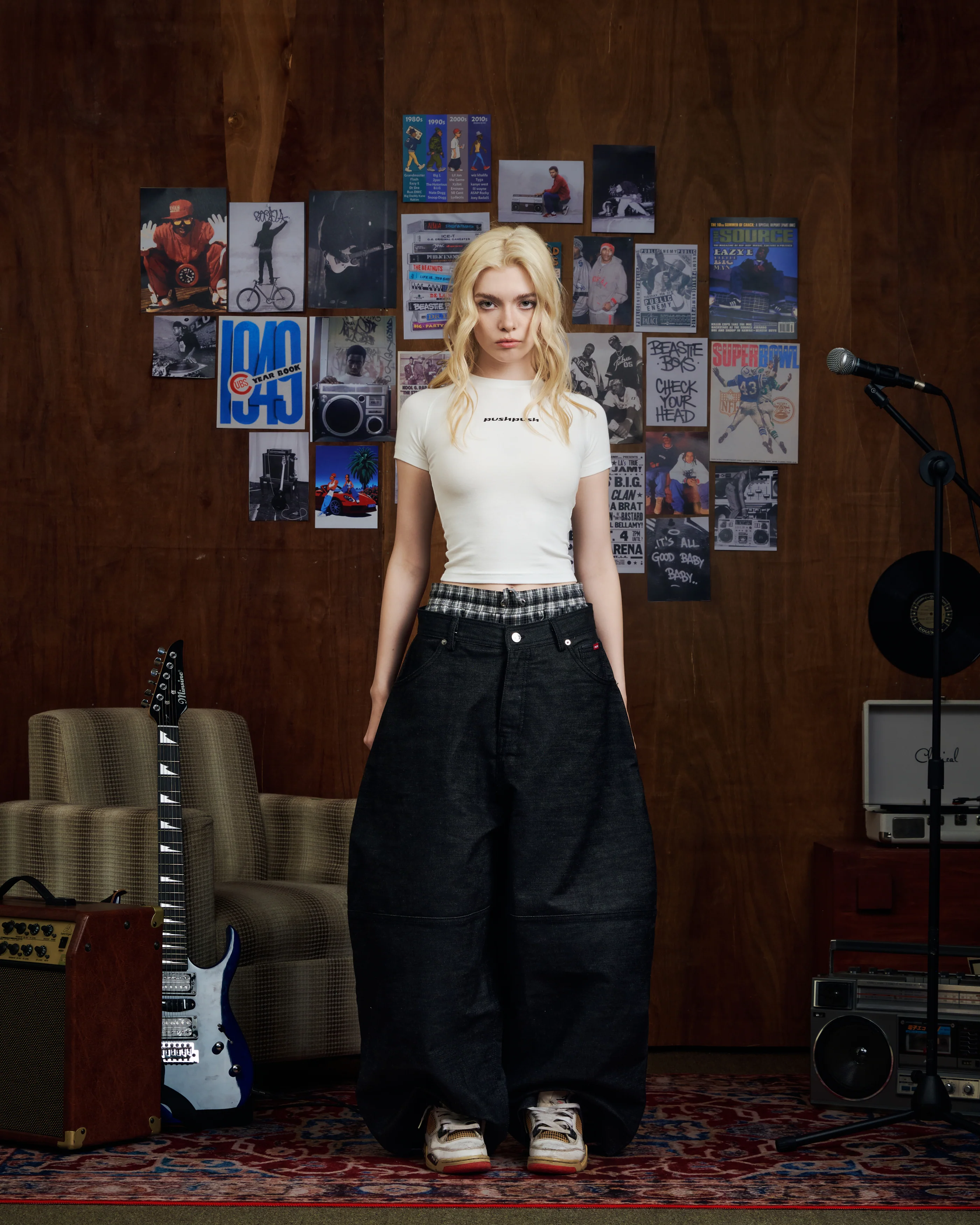 GIGI RAGLAN TEE - Image 9