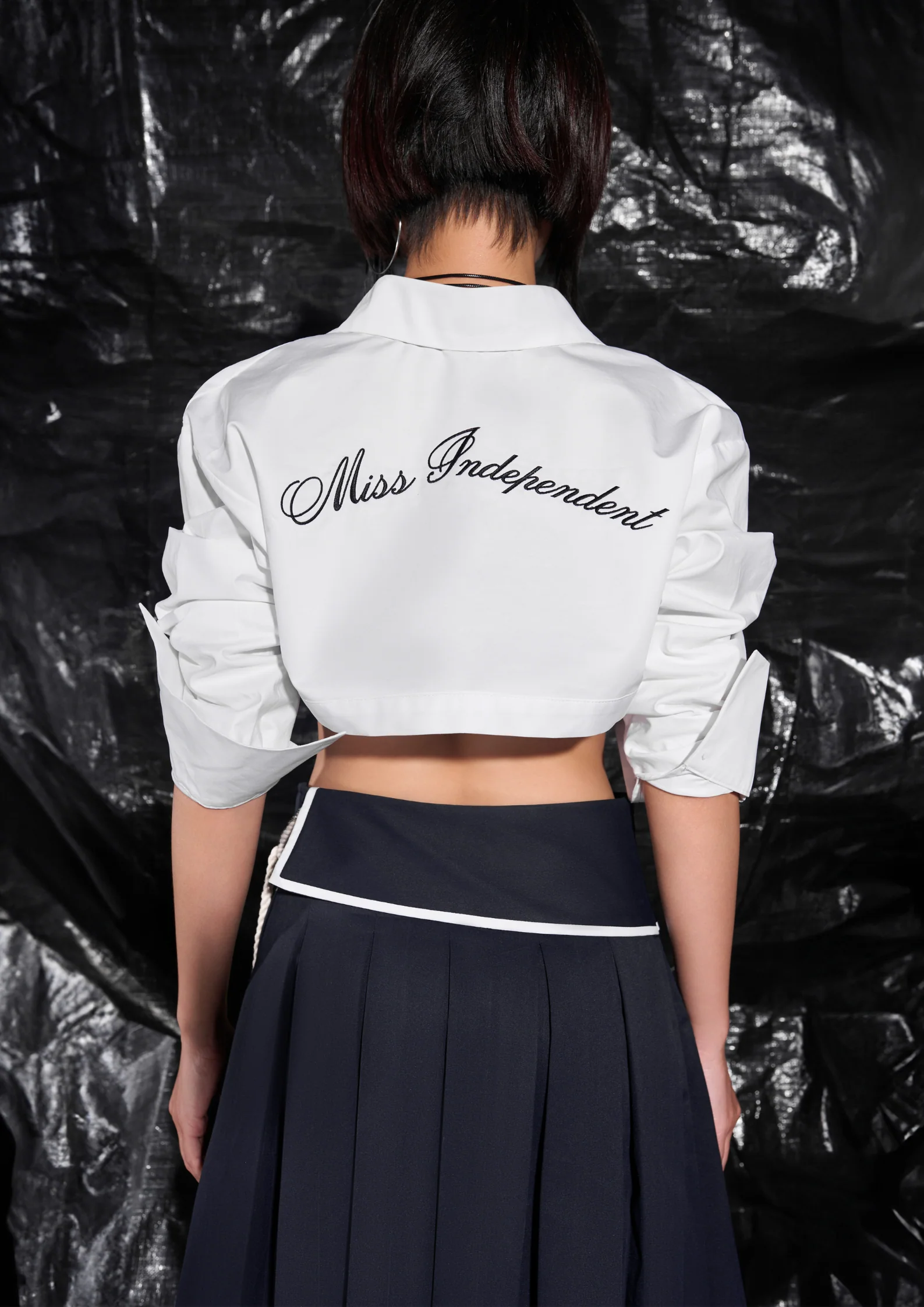 PUFFBALL CROP SHIRT - Image 3